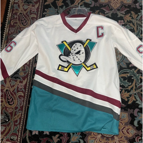 Charlie Conway official NHL Mighty Ducks Jersey (Large) - Picture 2 of 3